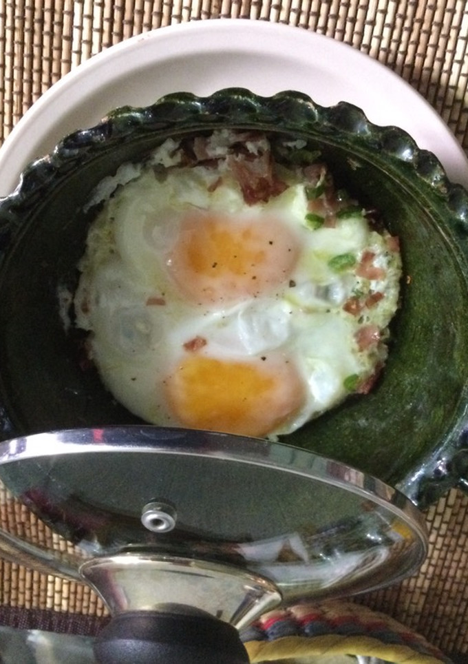 Una foto de Huevos a la Cazuela