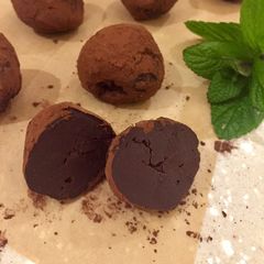 A picture of Dark Chocolate & Mint Truffles.