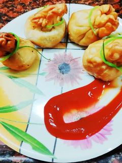 চিকেন সামোসা (chicken samosa recipe in Bengali) রেসিপির প্রধান ছবি