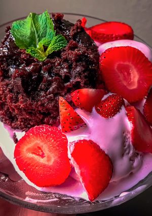 A picture of Molten chocolate mug cake.