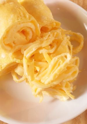 รูปของ ไข่เจียวแผ่นบาง 薄焼き卵