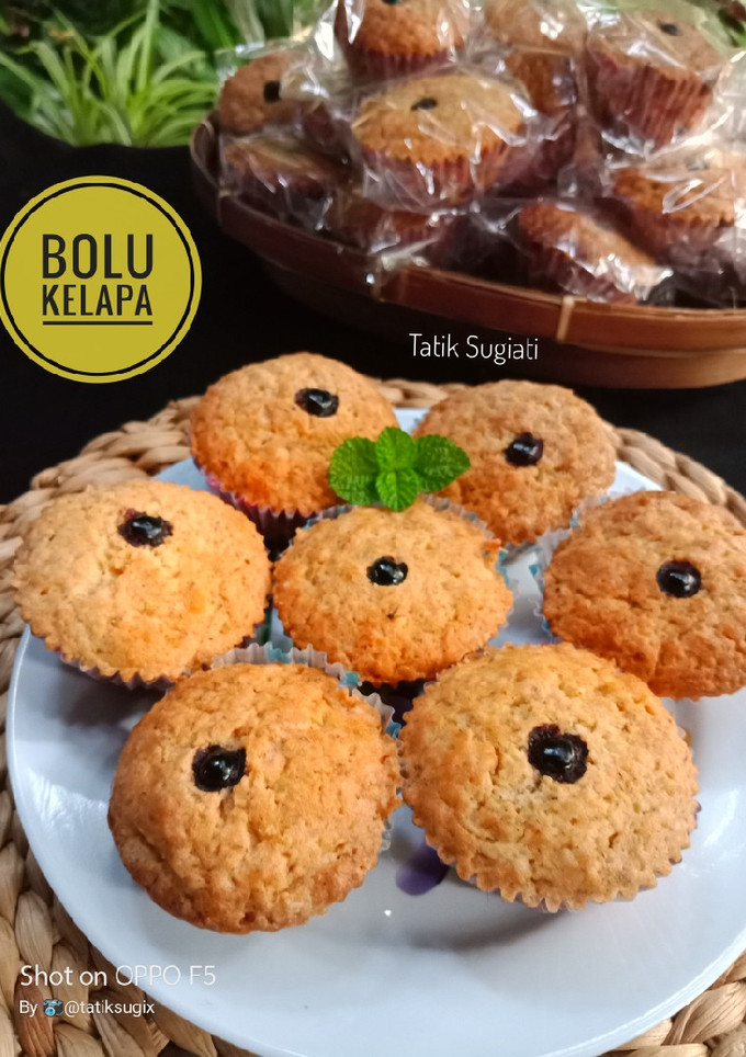 Foto resep Bolu Kelapa Part 1