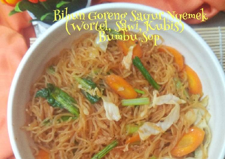 Resep Bihun Goreng Sayur Nyemek (wortel, sawi, kubis) Bumbu Sop, Lezat Sekali