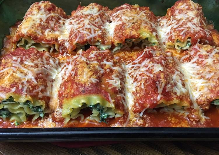 Steps to Cook Perfect Spinach Lasagna Rolls * vegetarian *