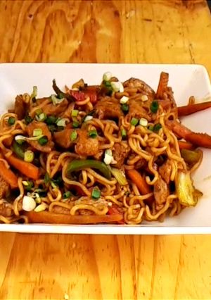Una foto de Yakisoba