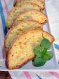 Pan de zapallito verde y zanahoria y hojas de menta fresca (dulce)