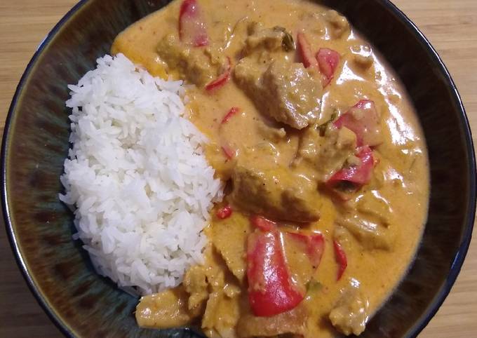 Simple Way to Make Quick Vegetarian Thai Red Curry
