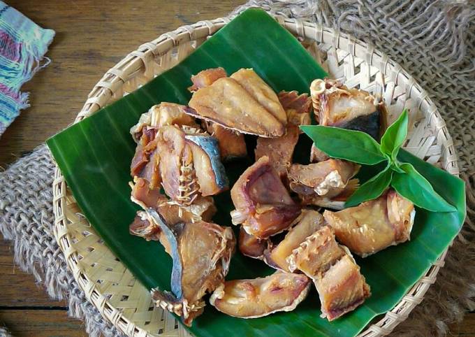 Resep Ikan Asin Jambal Roti Goreng yang Enak Banget