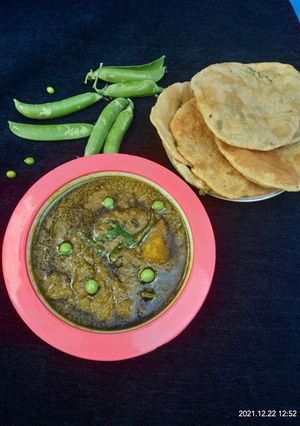 बनारस प्रसिद्ध मटर निमोना(Banaras prasiddh matar ka nimona recipe in hindi) रेसिपी मुख्य फोटो