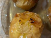 Una foto de manzanas air fryer