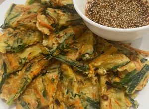 Foto resep Yachaejeon (Vegetable Pajeon/Korean Vegetable Pancake)