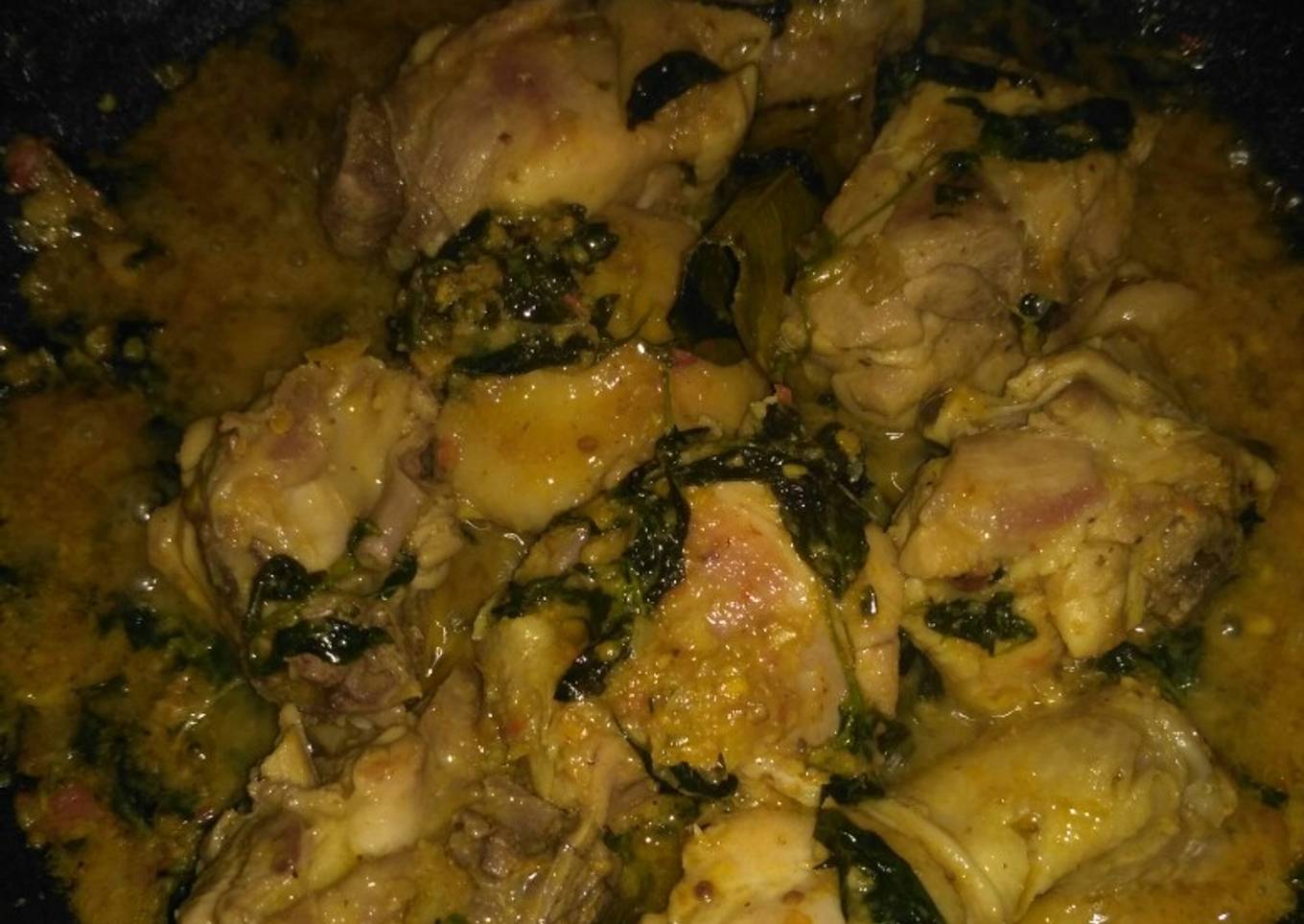 Ayam karo basil woku