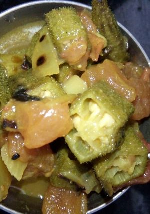 A picture of Spicy Tangy Okra.