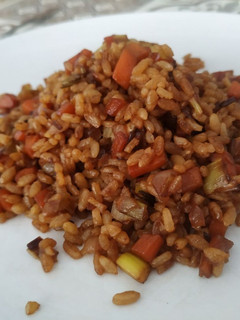 Una foto de Arroz rápido con verduras al estilo chino
