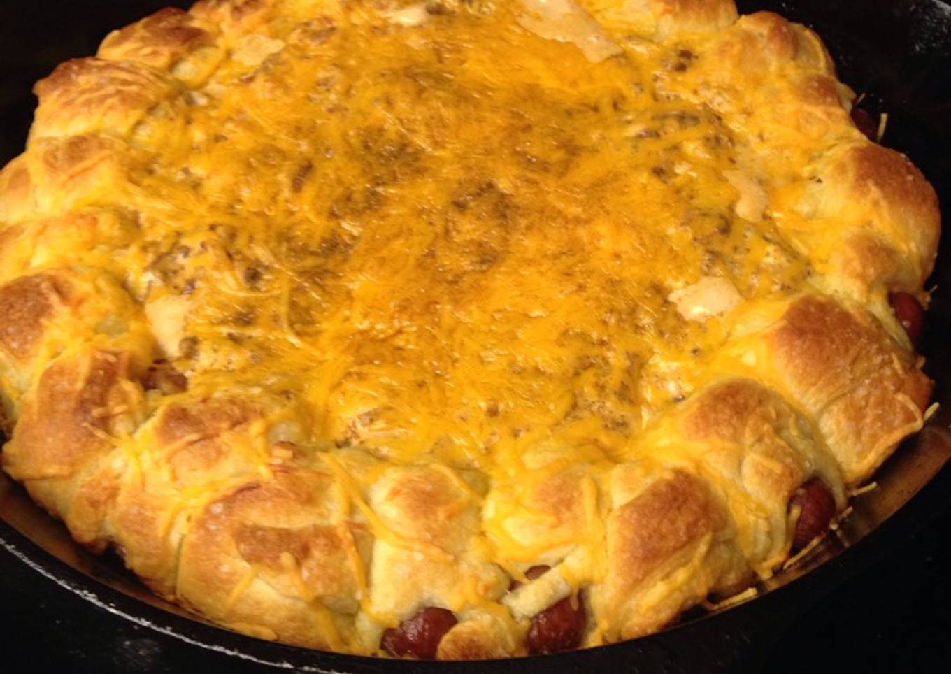 Chili dogs in a blanket
