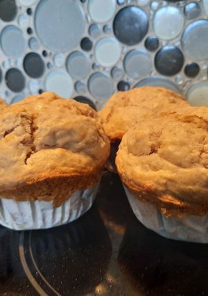 A picture of Banana oat muffins.