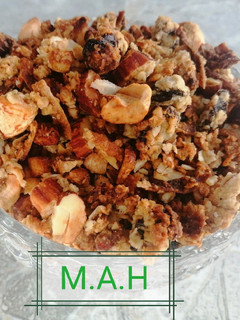 A picture of Granola.