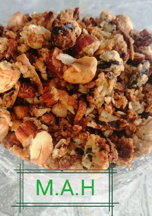 A picture of Granola.