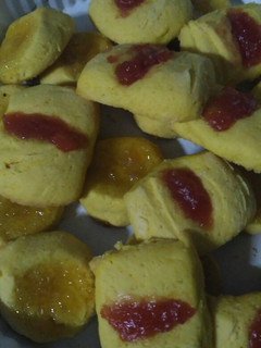 Una foto de Ojitos con masa pastafrola