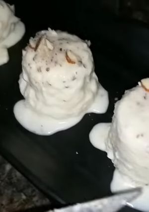 A picture of Malai kulfi.