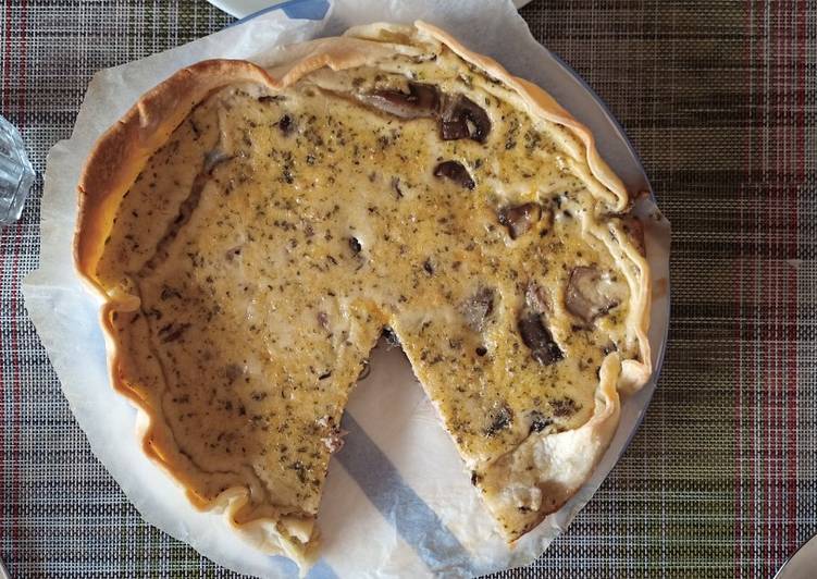 Quiche de jamón y champiñones