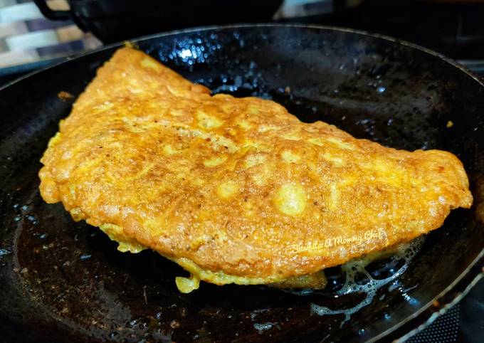 Fluffy egg omelette Recipe by Susmita Patnaik - Cookpad