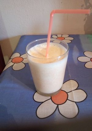 Φωτογραφία της συνταγής Smoothie με μήλο, αχλάδι, καρότο, βερίκοκα