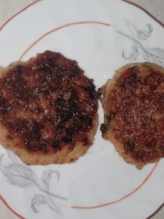 आलू की टिक्की (Aloo ki tikki recipe in hindi) रेसिपी मुख्य फोटो