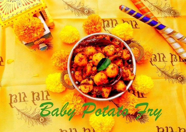 Baby Potato Fry with Curry Leaves/Navratri Recipes