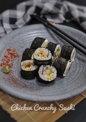 Foto resep Chicken Crunchy Sushi - simple sushi