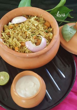वेज दम बिरयानी (Veg dum biryani recipe in hindi) रेसिपी मुख्य फोटो