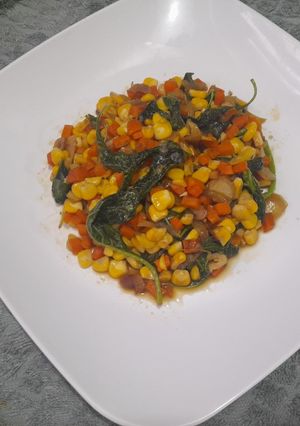 Foto resep Tumis Warna-warni (Bayam, Jagung & Wortel)