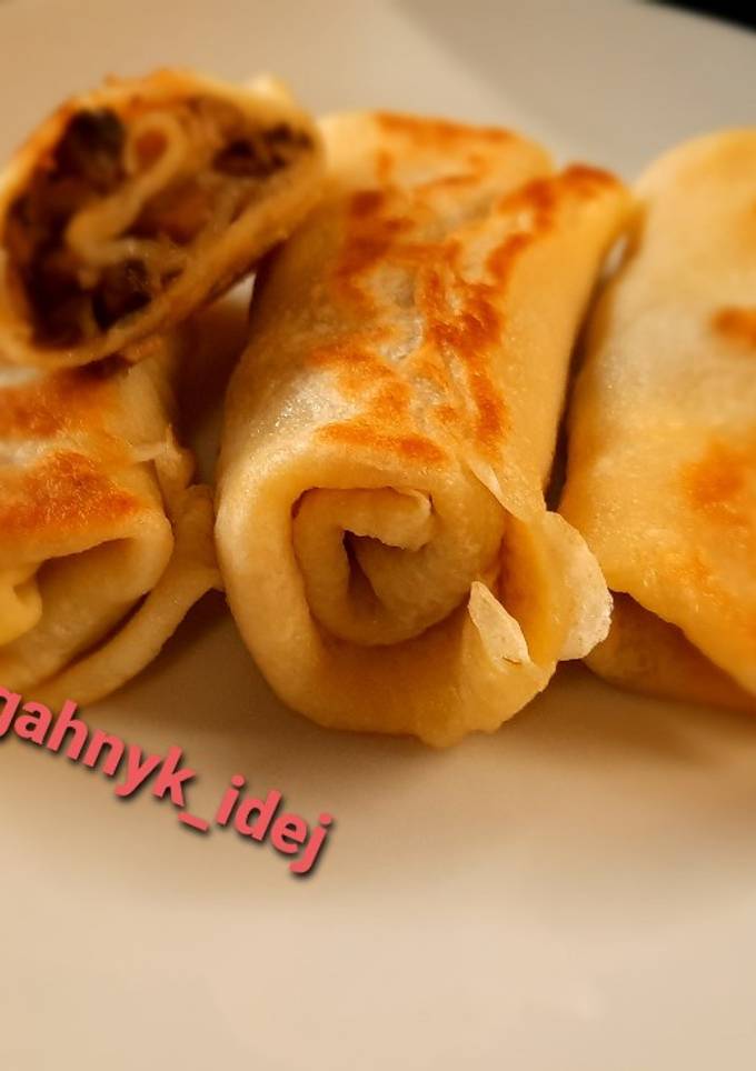 Млинці з грибами