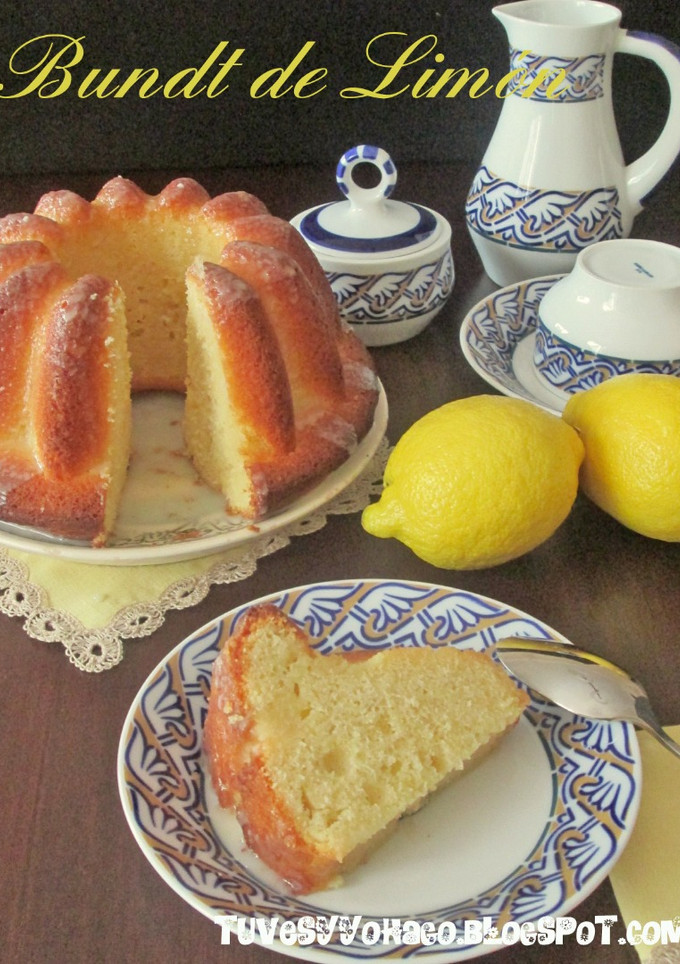 Una foto de Bundt Cake de Limón con Glaseado de Limón