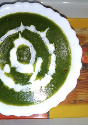 A picture of Spinach soup.