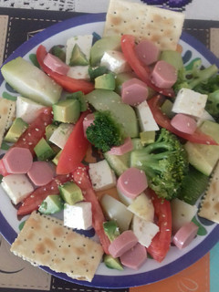 Una foto de Ensalada con sobras del refrigerador