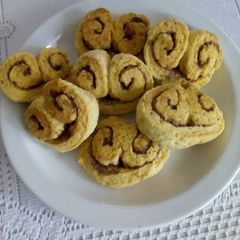 A picture of Cinnamon Hearts.