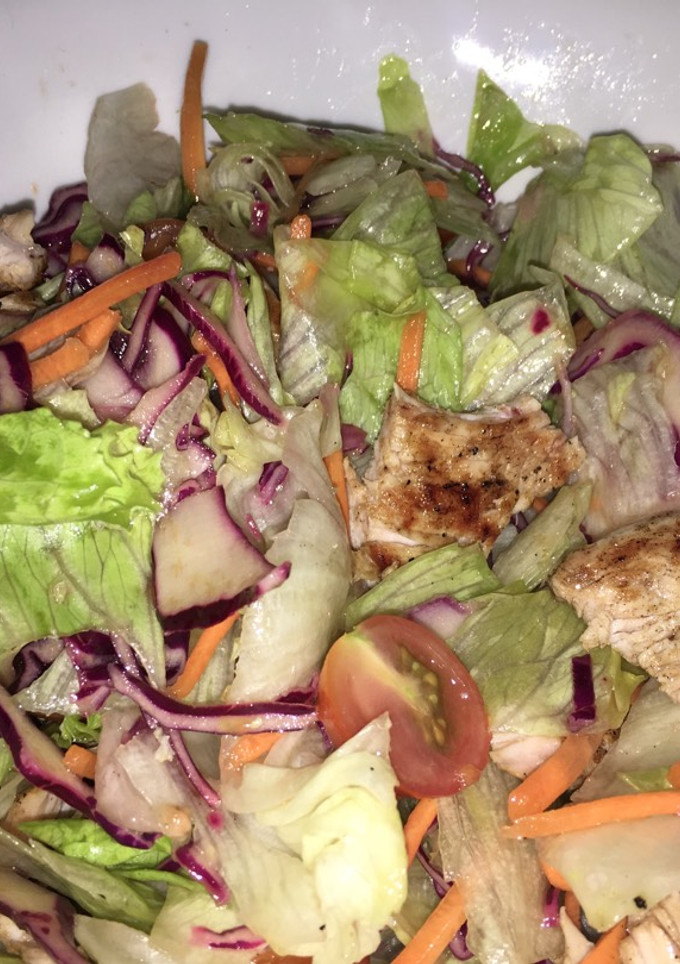 Una foto de Ensalada templada de pavo