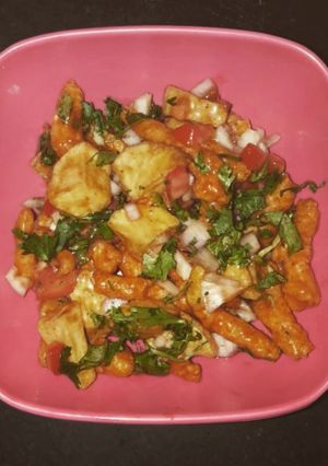 A picture of Kurkure Aloo Chaat.