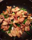 Thịt ba chỉ rang cháy cạnh