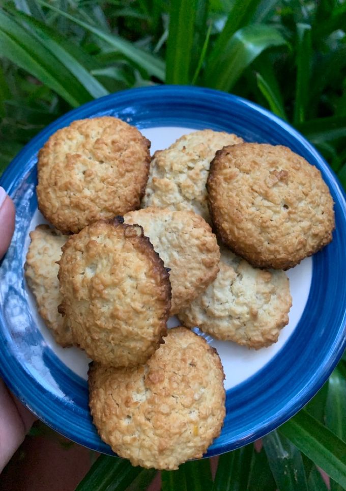 Una foto de Galletitas de avena y coco 🥥
