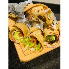 A picture of Chicken Tandoori Wraps.