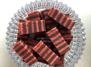 Gambar Kek Lapis Nutella Strawberry