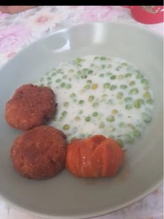 Zöldborsófőzelék fasírttal recept fotója