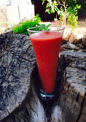 A picture of Watermelon and strawberry juice..!!❤️.
