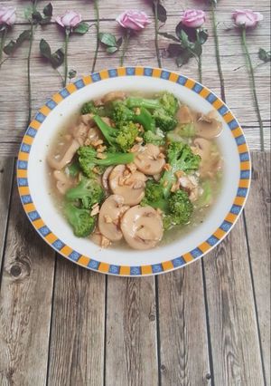 Foto resep Brokoli cah jamur