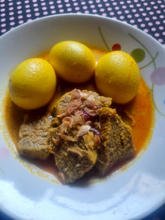 Foto resep Gulai daging sapi dan telur praktis