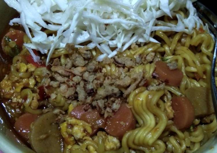 Cara Gampang Menyiapkan Indomie Goreng Tek-Tek yang Enak Banget