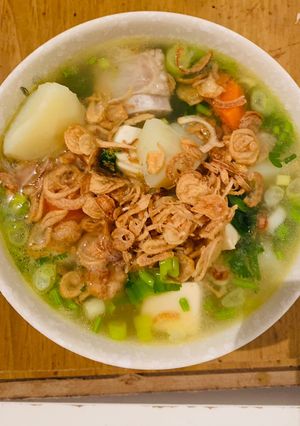 Hình của món Sườn hầm khoai tây+cà rốt (eatclean).
