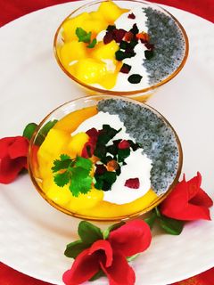 मैंगो मूज़ (Mango Mousse recipe in hindi) रेसिपी मुख्य फोटो